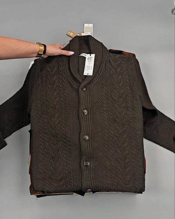 Фотография  561 - Мужской зимний микс JACK JONES, 20 кг, ЛОТ № СТ-9445 оптом в Калининграде и Калининградской области