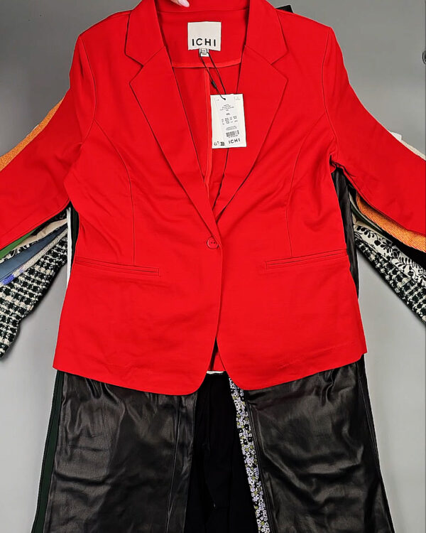 Фотография  654 - DK+Bestseller 085#16 кг, ЛОТ СТ-9953 оптом в Калининграде и Калининградской области