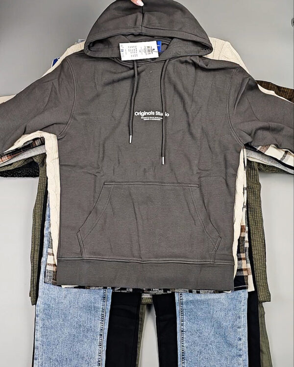 Фотография  680 - JACK JONES Men Winter mix 045#15 кг, ЛОТ СТ-9965 оптом в Калининграде и Калининградской области