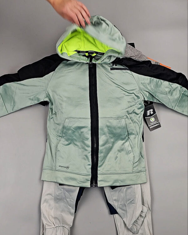 Фотография  550 - Спортивные костюмы дети CAN#6 кг, ЛОТ СТ-9739 оптом в Калининграде и Калининградской области