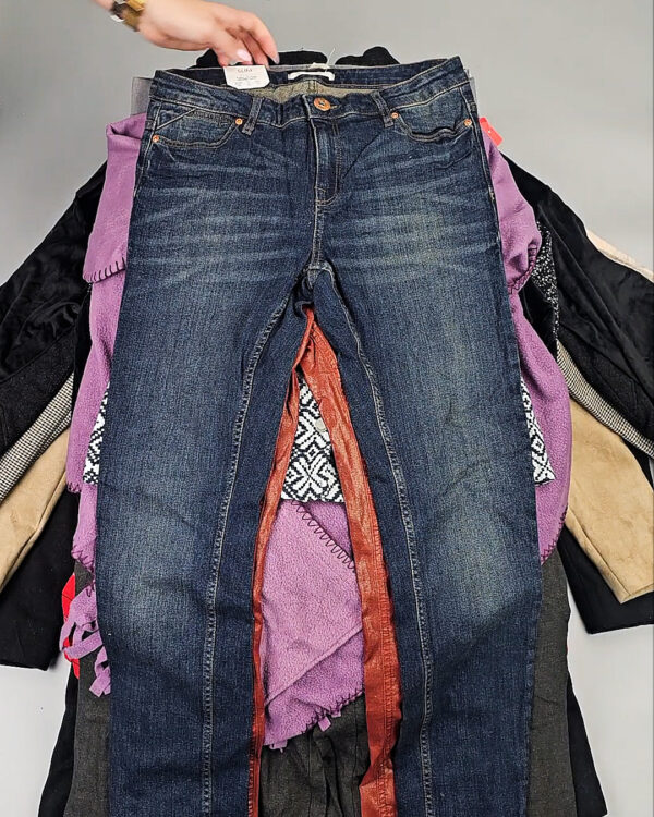 Фотография  554 - Женский микс зима (Winter mix)#20 кг, ЛОТ СХ-0206 оптом в Калининграде и Калининградской области