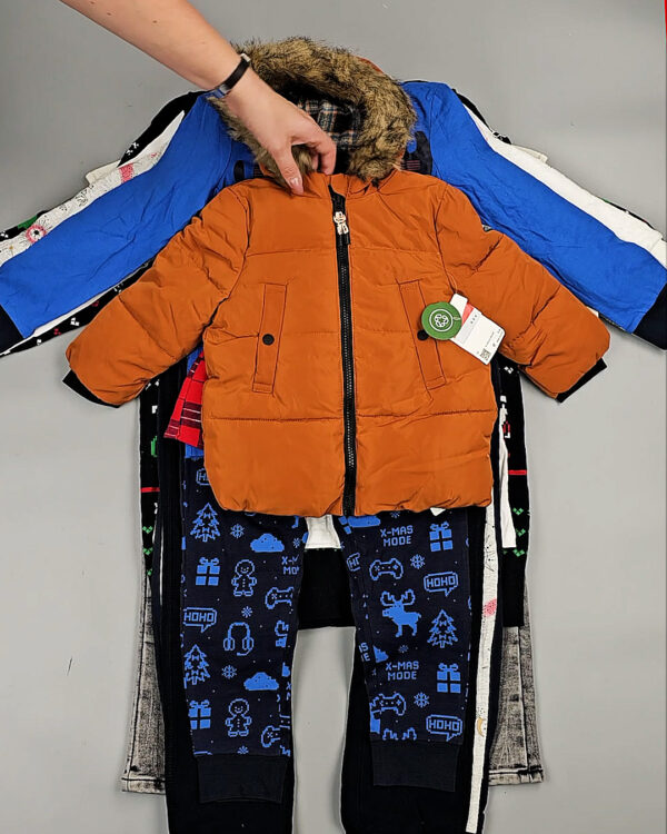 Фотография  308 - C&A Kids Winter 1023#7 кг, ЛОТ СТ-9694 оптом в Калининграде и Калининградской области