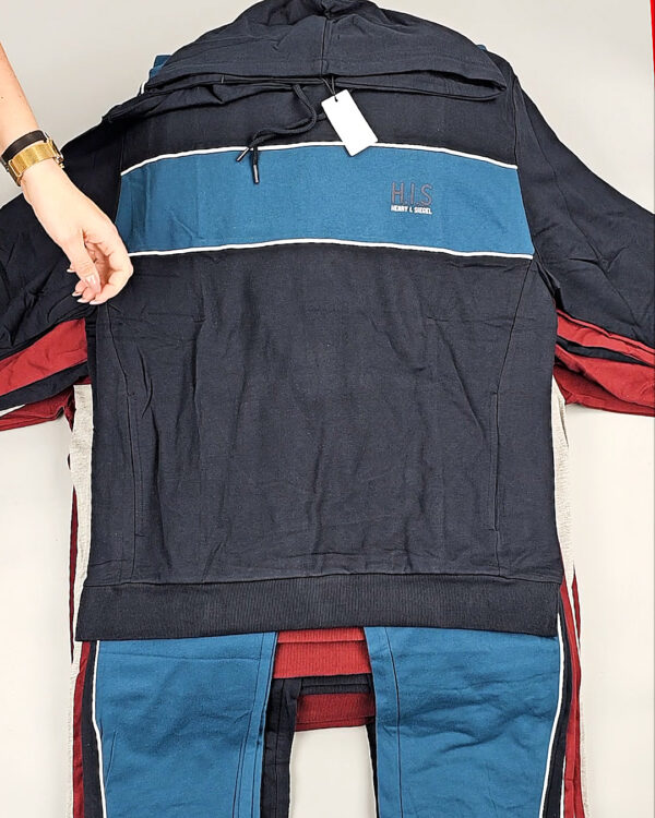 Фотография  326 - Спортивные костюмы (Herren-Trainingsanzuge voп HIS)#18 кг оптом в Калининграде и Калининградской области