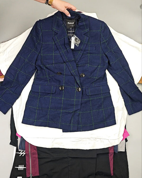 Фотография  674 - CANADA  Winter mix 64#15 кг, ЛОТ СТ-9807 оптом в Калининграде и Калининградской области