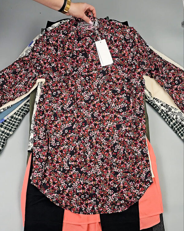 Фотография  280 - DK+Bestseller 085#16 кг, ЛОТ СТ-9953 оптом в Калининграде и Калининградской области