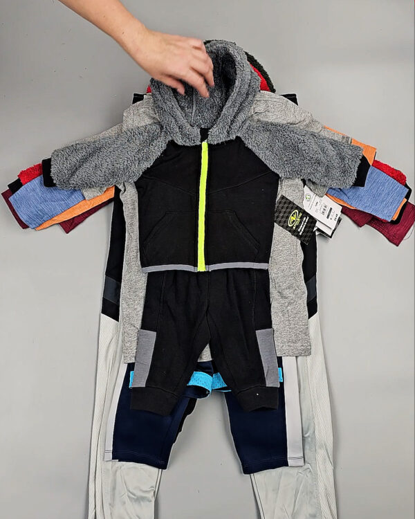 Фотография  626 - Спортивные костюмы дети CAN#6 кг, ЛОТ СТ-9739 оптом в Калининграде и Калининградской области