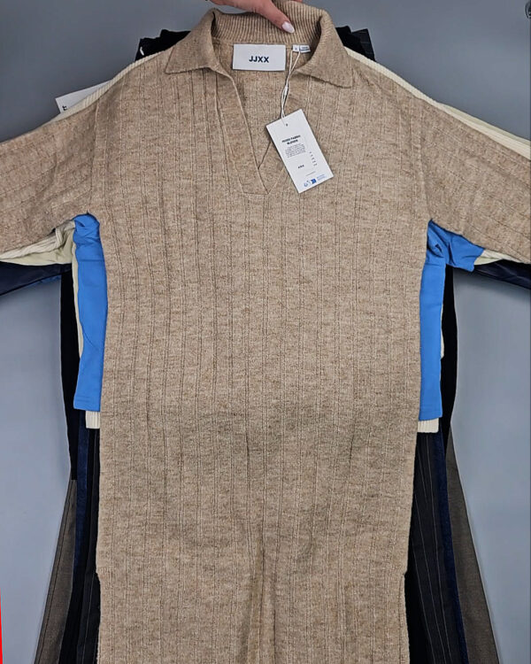 Фотография  876 - JACK JONES Women Winter mix 075 #15 кг, ЛОТ СТ-10010 оптом в Калининграде и Калининградской области