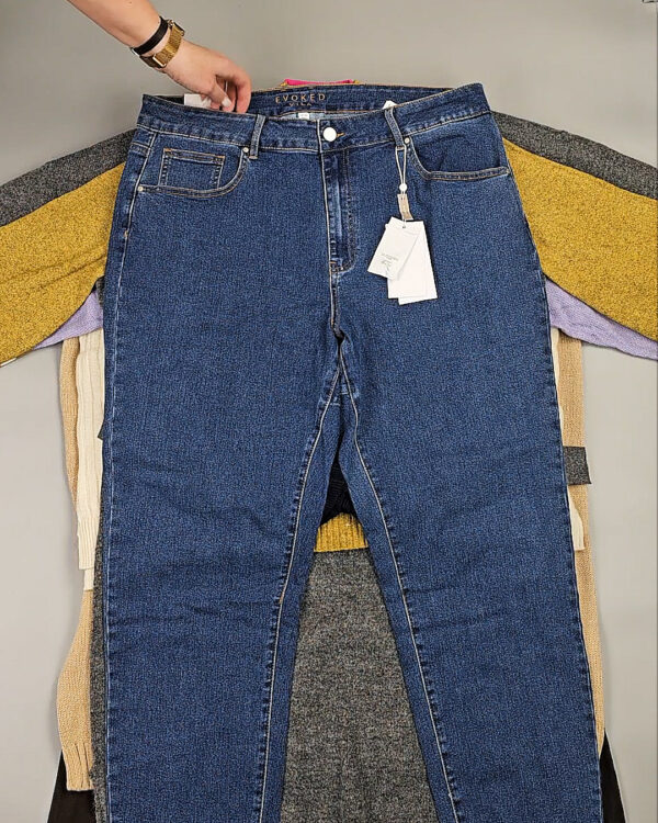 Фотография  946 - VILA Winter mix 104#15 кг, ЛОТ СТ-10078 оптом в Калининграде и Калининградской области