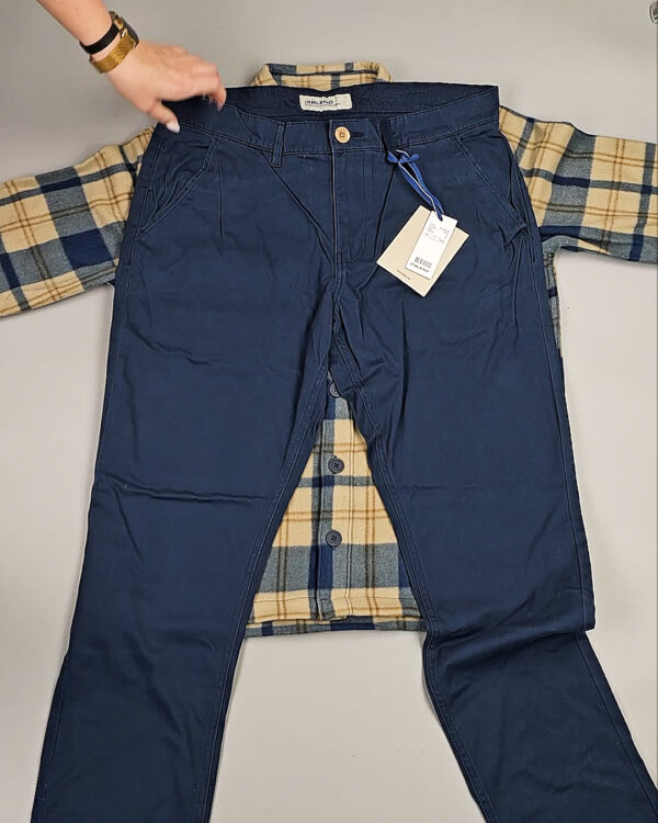 Фотография  120 - BLEND HE W 064#15 кг, ЛОТ СТ-10054 оптом в Калининграде и Калининградской области