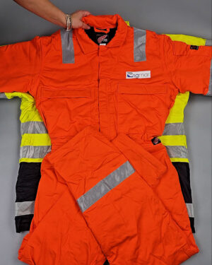 Фотография  715 - Рабочая одежда mix БМ#25 кг, ЛОТ СХ-0266 оптом в Калининграде и Калининградской области